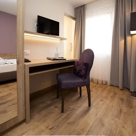 Отель Dasschaffers - Meinwohlfuehlhotel 4*